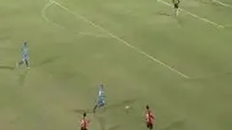 豪门对决！巴萨客场挑战布鲁日，亚马尔领衔首发，拉什福德助阵，德容、费尔明蓄势待发！